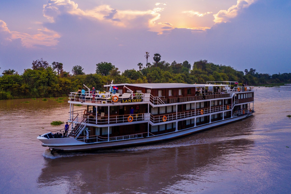 From the Mekong Delta to the Angkor Temples (port-to-port cruise)